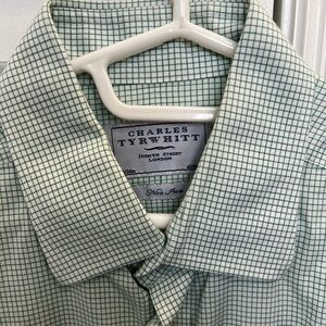 Men’s button up dress shirt